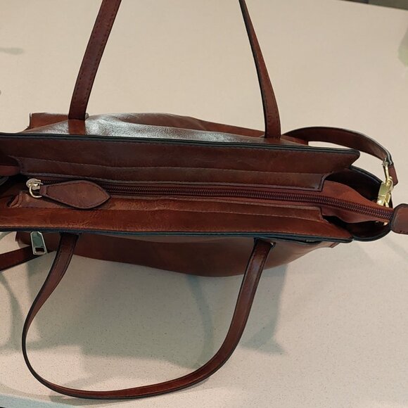 Bueno Brown Vegan Leather Shoulder Purse with Strap & Handles - Picture 4 of 13